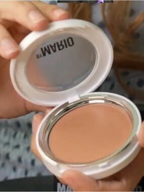 Makeup by Mario cream foundation